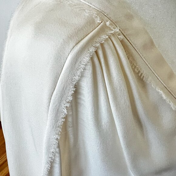 Elizabeth & James 100% Silk Blouse Cream V Neck Quiet Luxury Cottagecore Chic S - Picture 12 of 13